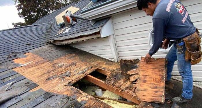 Slate Roof Leak Repair Specialist Contractors Experience near me